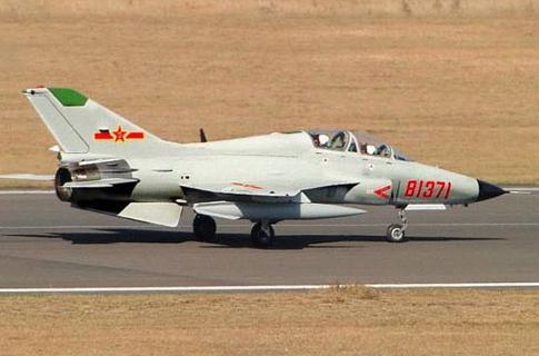 Учебно-тренировочный самолет ВВС Китая JL-9