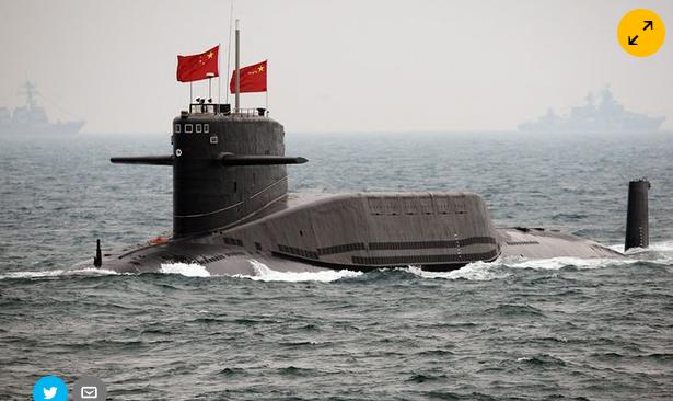 Китайская атомная подводная лодка… Китайские военные объявили недавно о намерении впервые послать в Тихий океан подводную лодку с атомными МБР, о времени и продолжительности дебютного  патрулирования не сообщается (по информации  The Guardian)